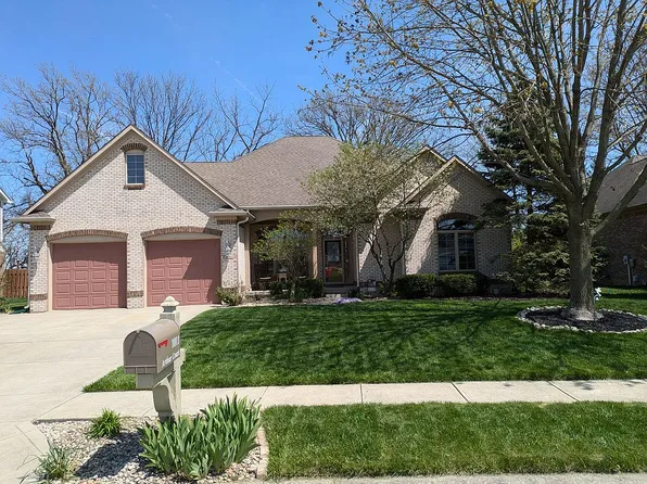 1011 Arthur Ct, Greenfield, IN 46140