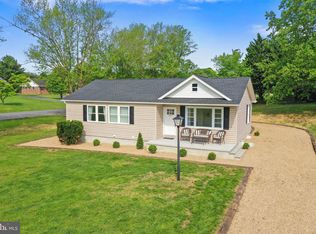 524 Hollingsworth Rd, Woodstock, VA