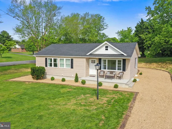 524 Hollingsworth Rd, Woodstock, VA 22664
