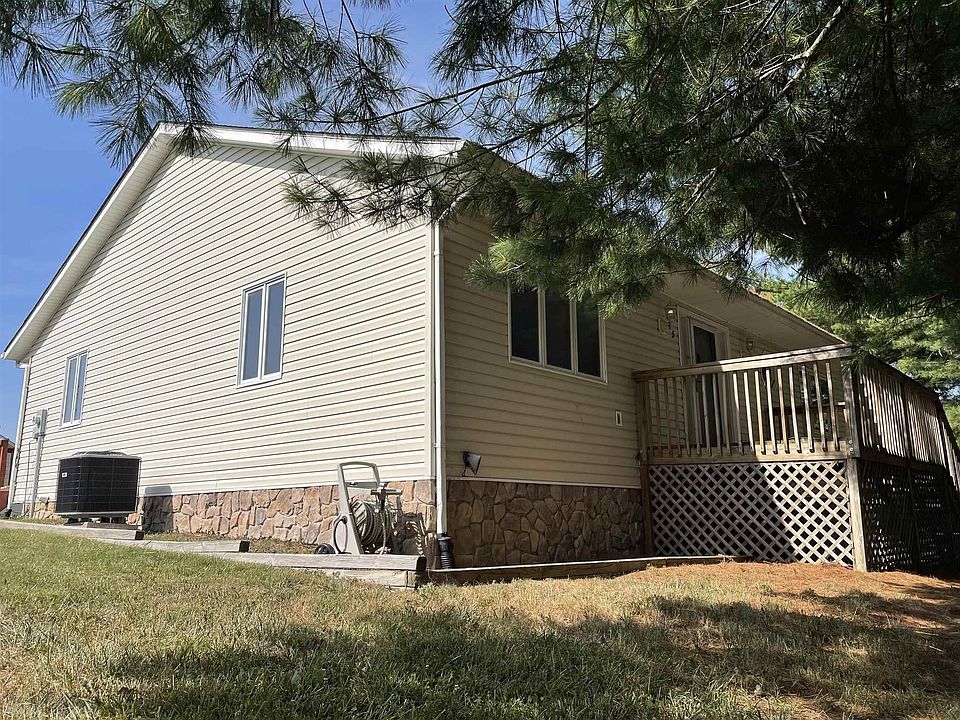 1st image of 15 Kays Dr NW