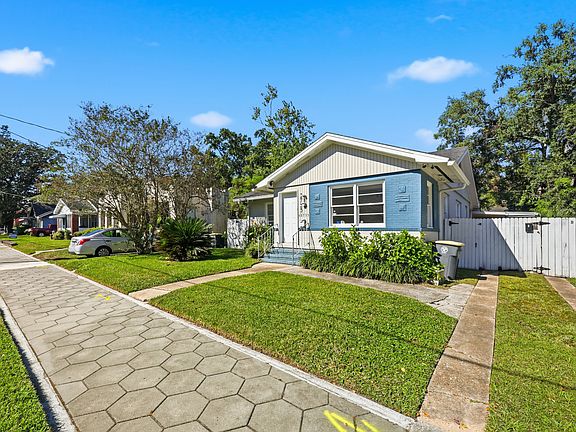 Curb View