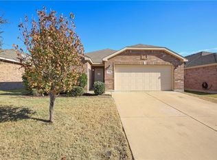 6008 Saddle Flap Dr, Fort Worth, TX 76179