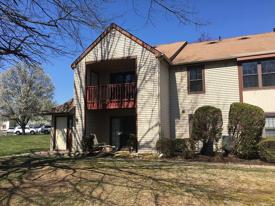 End Unit, 2nd Floor. From the street