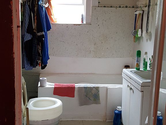 5th image of 5256 S Marshfield Ave