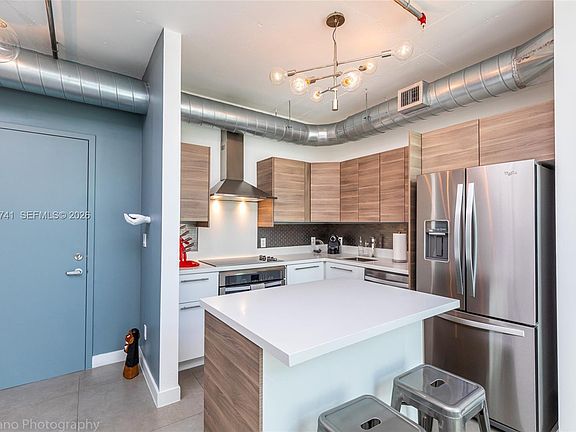 3rd image of 690 SW 1st Ct #Penthouse I17