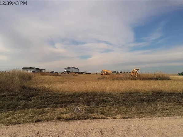 730 N Pine St, Pleasanton, NE 68866