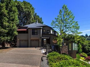 36 Oak Rd, Orinda, CA 94563