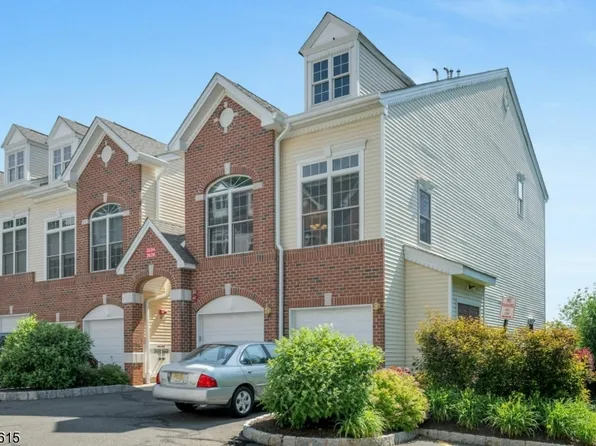 28 Goffle Brook Ct, Hawthorne Boro, NJ 07506