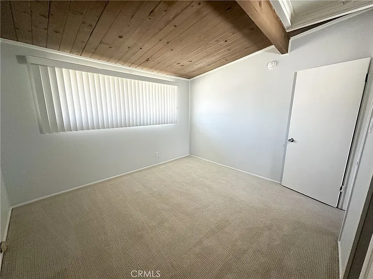 2314 W 165th St — Photo 26