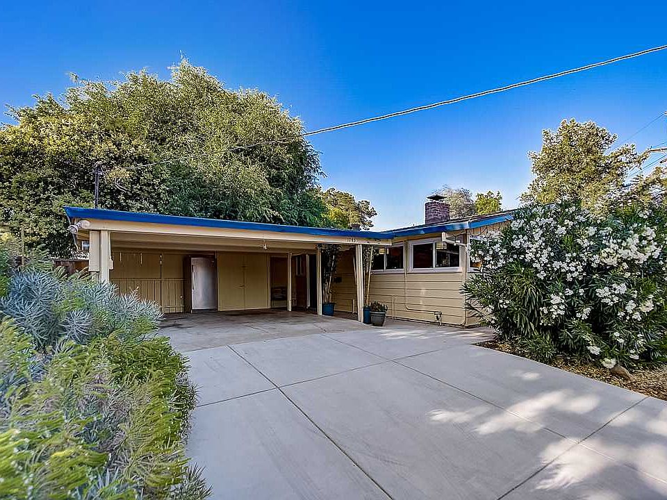 2nd image of 1745 Toyon Dr