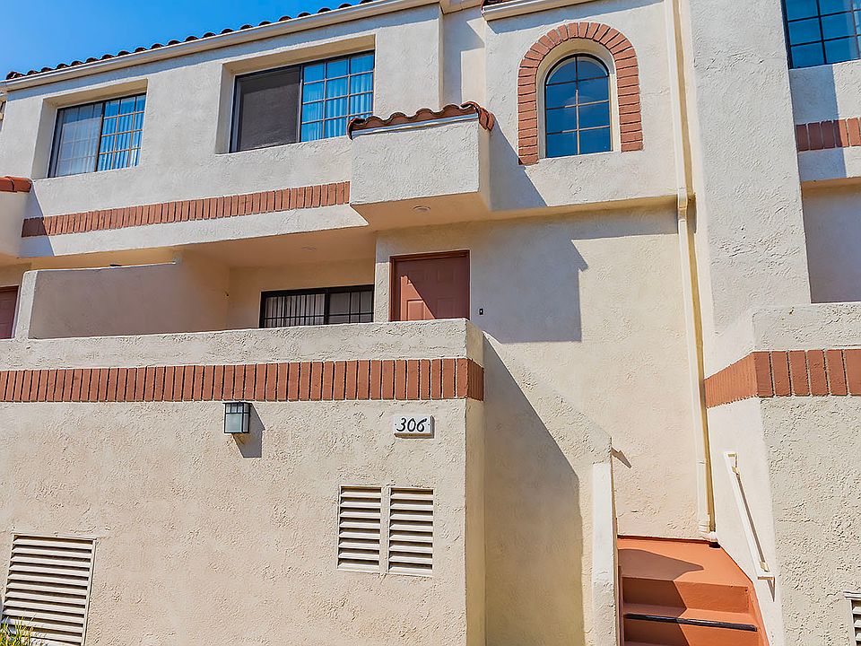 1st image of 2971 Plaza Del Amo Unit 306