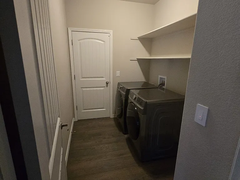 8230 Scoby Ct — Photo 7