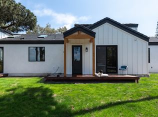 (Undisclosed Address), Encinitas, CA 92024