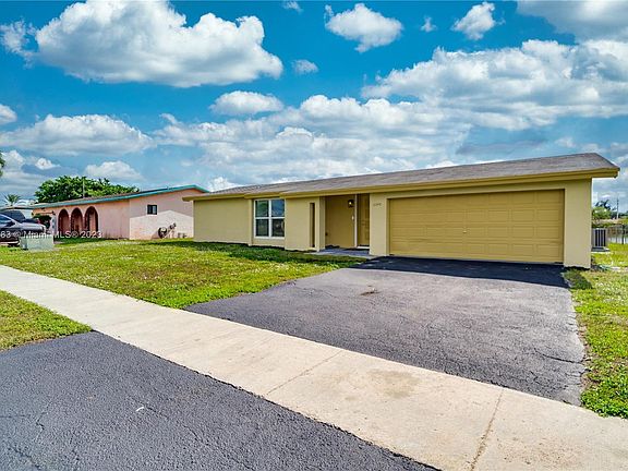 4th image of 11740 NW 30th Pl