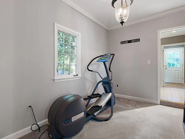 112 W Park Pl — Photo 15