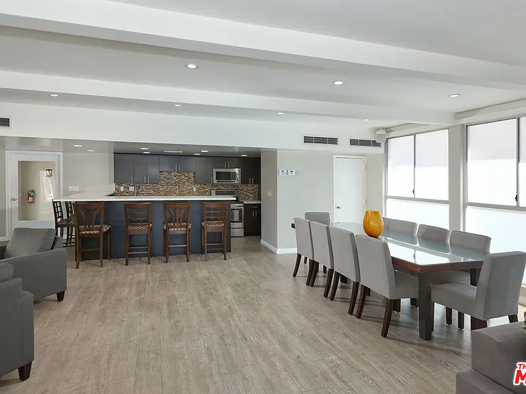 7250 Franklin Ave #1006 — Photo 33