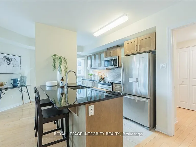 195 Besserer St #701 — Photo 11