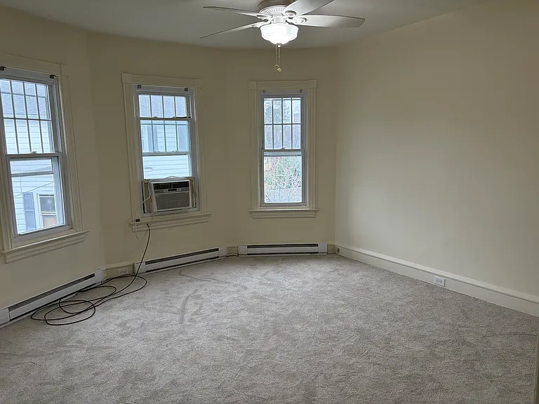 123 Cedar St #2 — Photo 3
