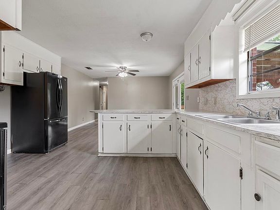2nd image of 4068 English Rd