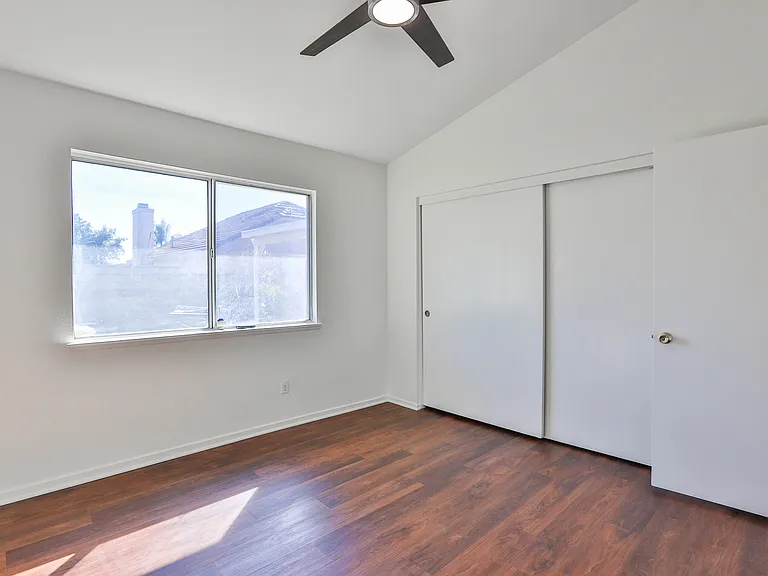 6300 Vonnie Ct — Photo 18