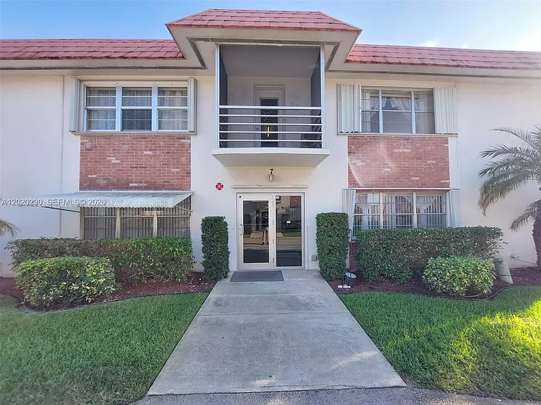 3550 NW 8th Ave #713 — Photo 4