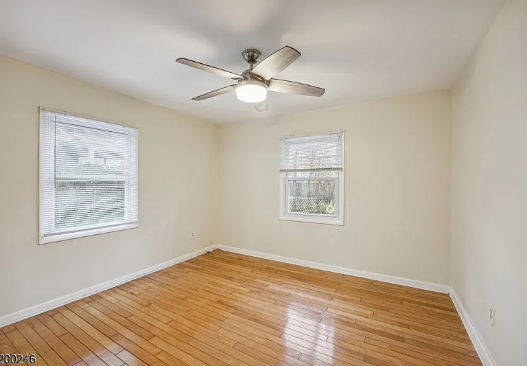 23 Crescent Dr — Photo 8