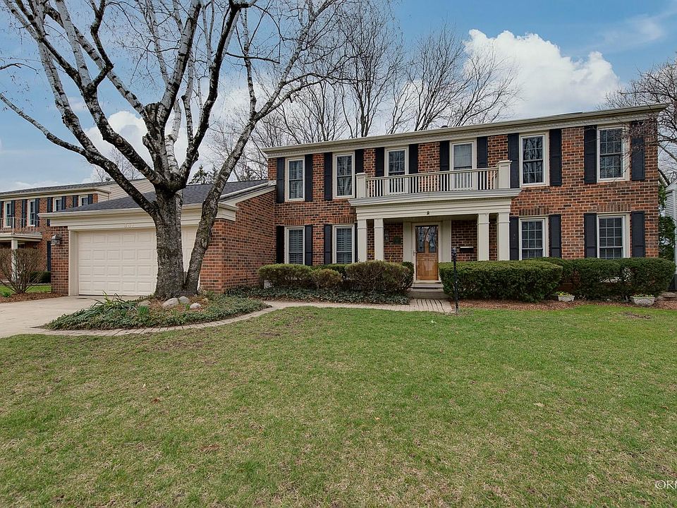 1st image of 341 Ambleside Dr