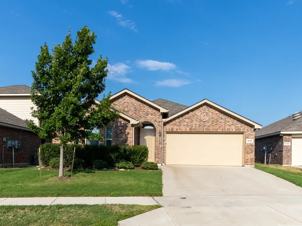 6725 Woodlawn Dr, Fort Worth, TX 76179