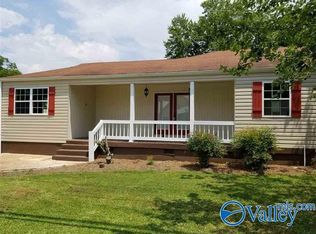 702 4th St NE, Arab, AL 35016