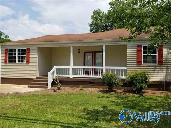 702 4th St NE, Arab, AL 35016