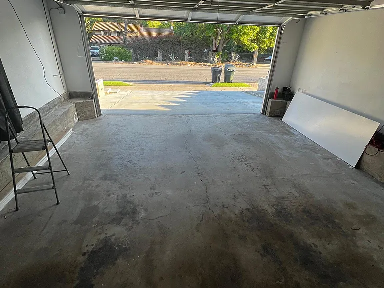 18591 Oriente Dr — Photo 31