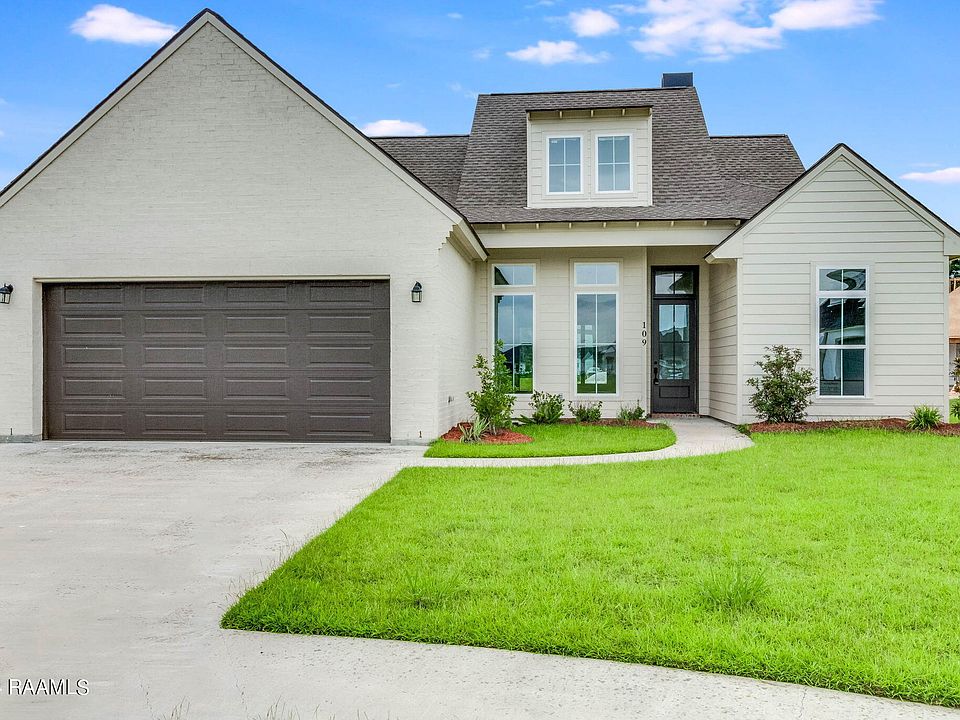 1st image of 109 Bruges Ln