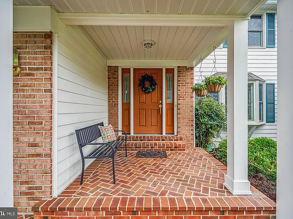 3rd image of 6536 Rockland Dr