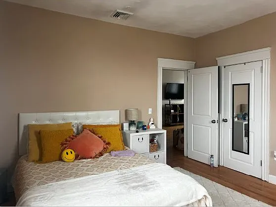 1 bed, 1333 sqft, $850 — Photo 2
