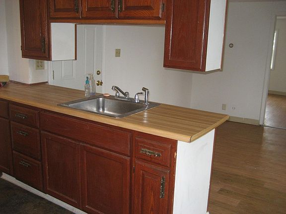 Kitchen cabinets