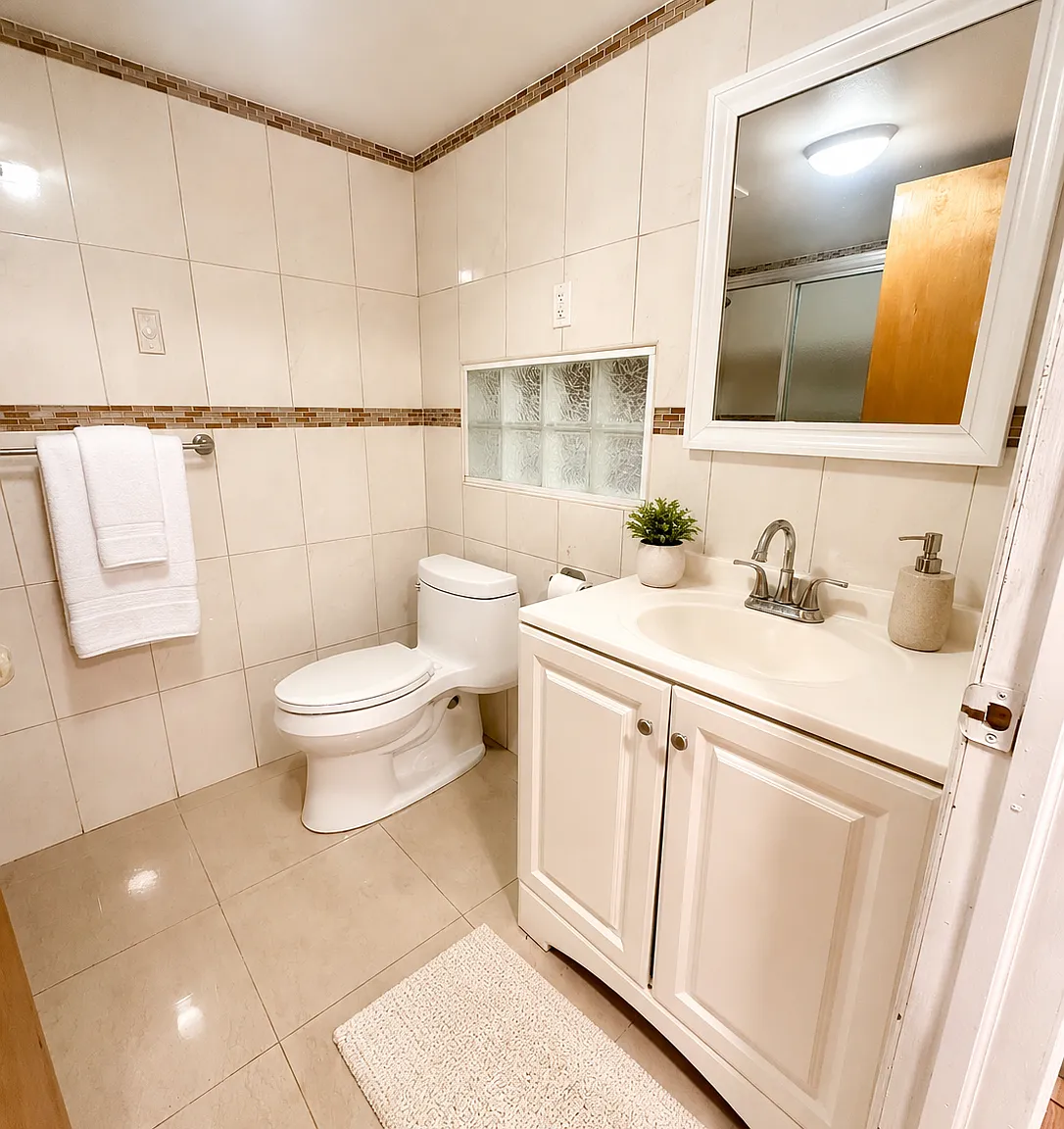 2 bed, $2,500 — Photo 4