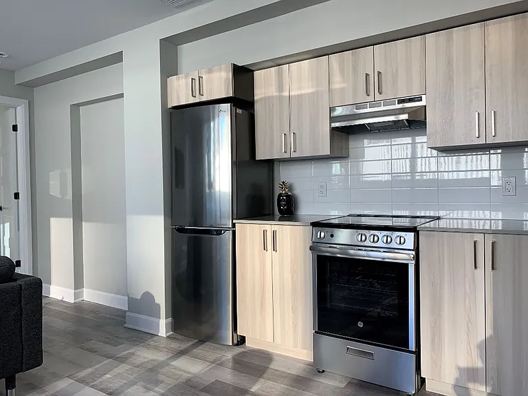 170 Metcalfe St — Photo 17