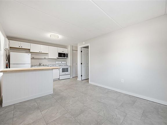 5th image of 419 Grapefruit Ave #7A