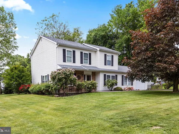 402 Sterling Ave, New Castle, DE 19720