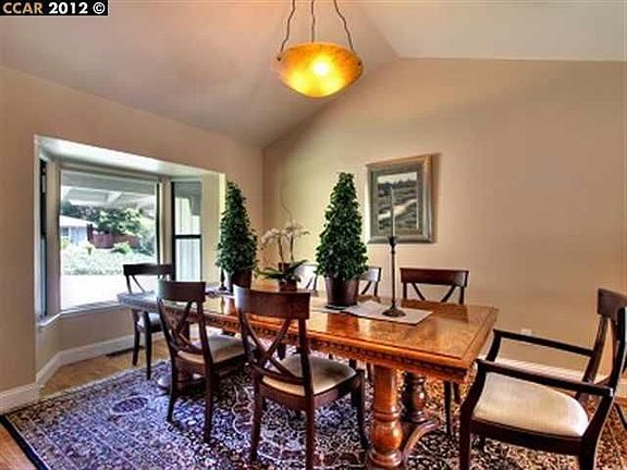 4th image of 3985 Campolindo Dr