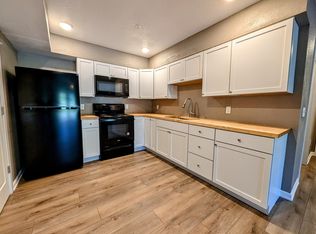 1319 B Ave W #32, Oskaloosa, IA 52577