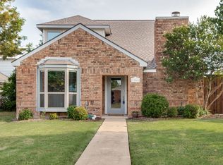 1906 Lavaca Ct, Carrollton, TX 75010