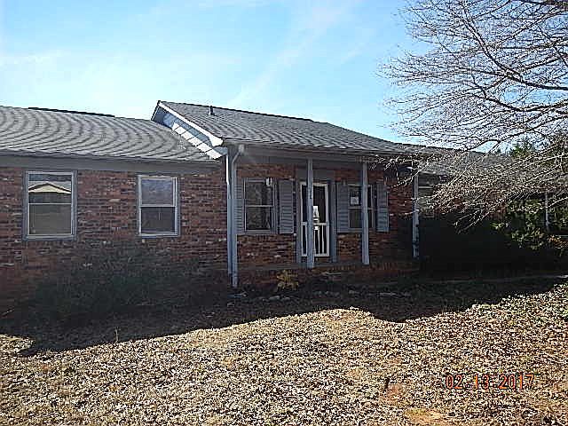 1st image of 105 Lakeland Dr