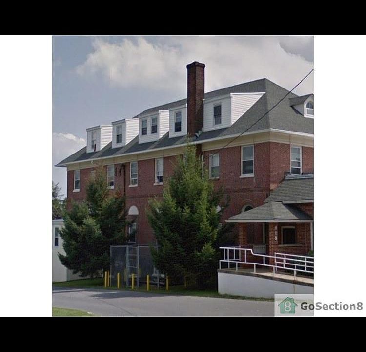 1st image of 818 S Broom St APT 1D