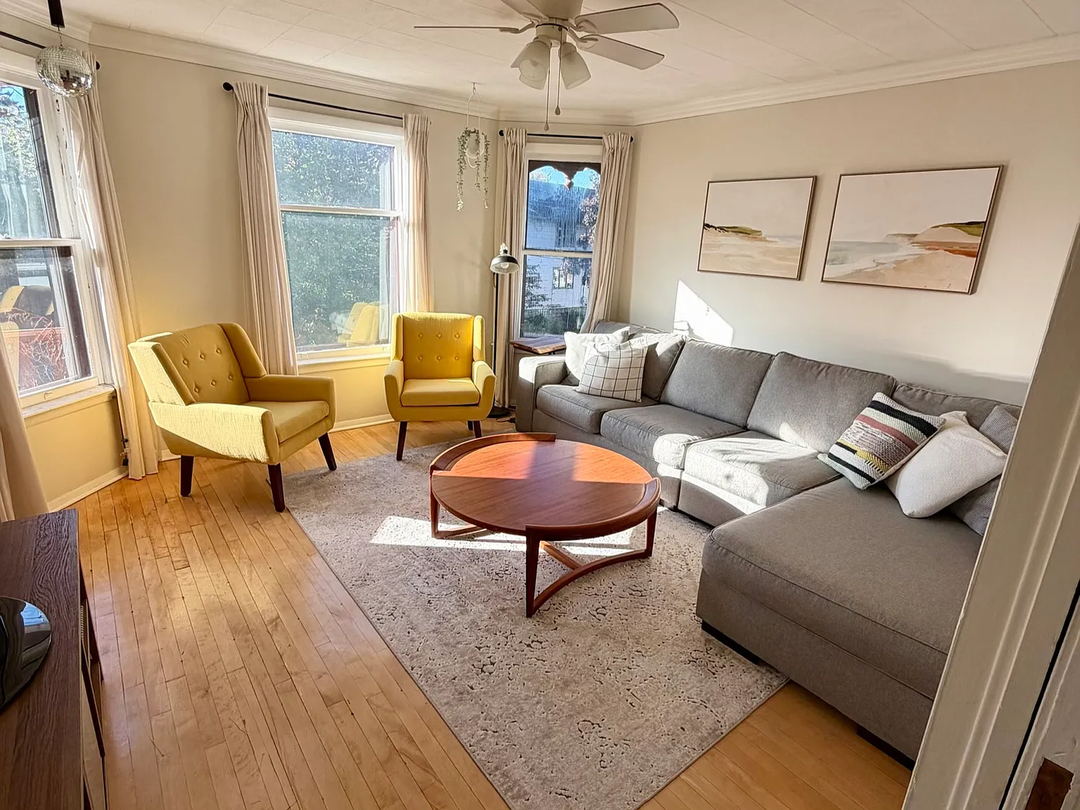 2 bed, $1,800 — Photo 2