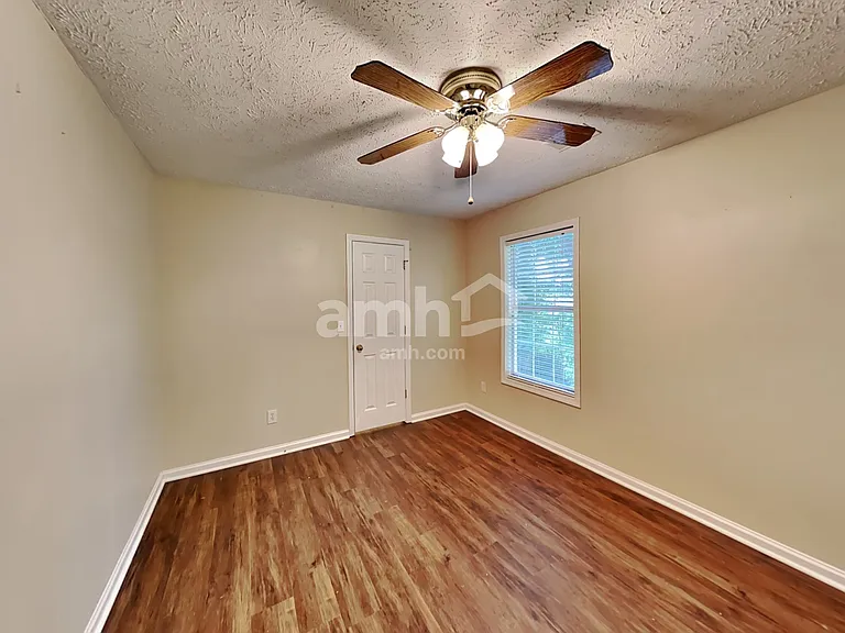 2380 Sailor Ln — Photo 18