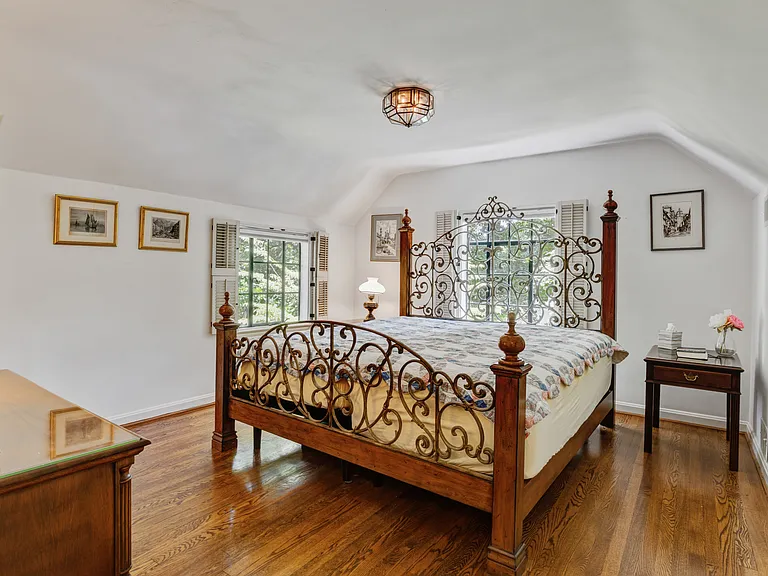 3402 Halcyon Dr — Photo 25