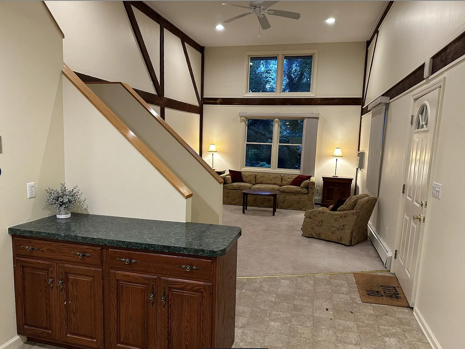 1 bed, 1000 sqft, $2,800 — Photo 1