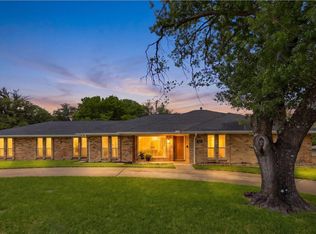 1909 W Red Bird Ln, Dallas, TX 75232