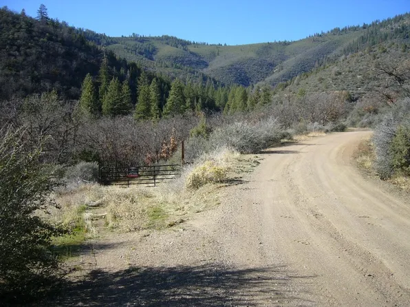 Scarface Rd, Gazelle, CA 96034